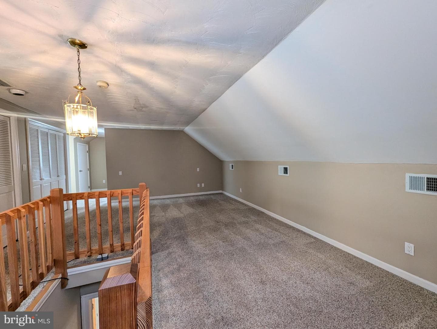 55 Iron Springs Road photo 26