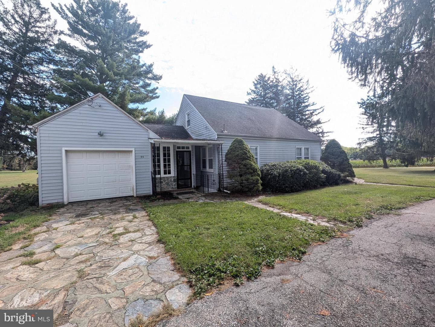 55 Iron Springs Road photo 6