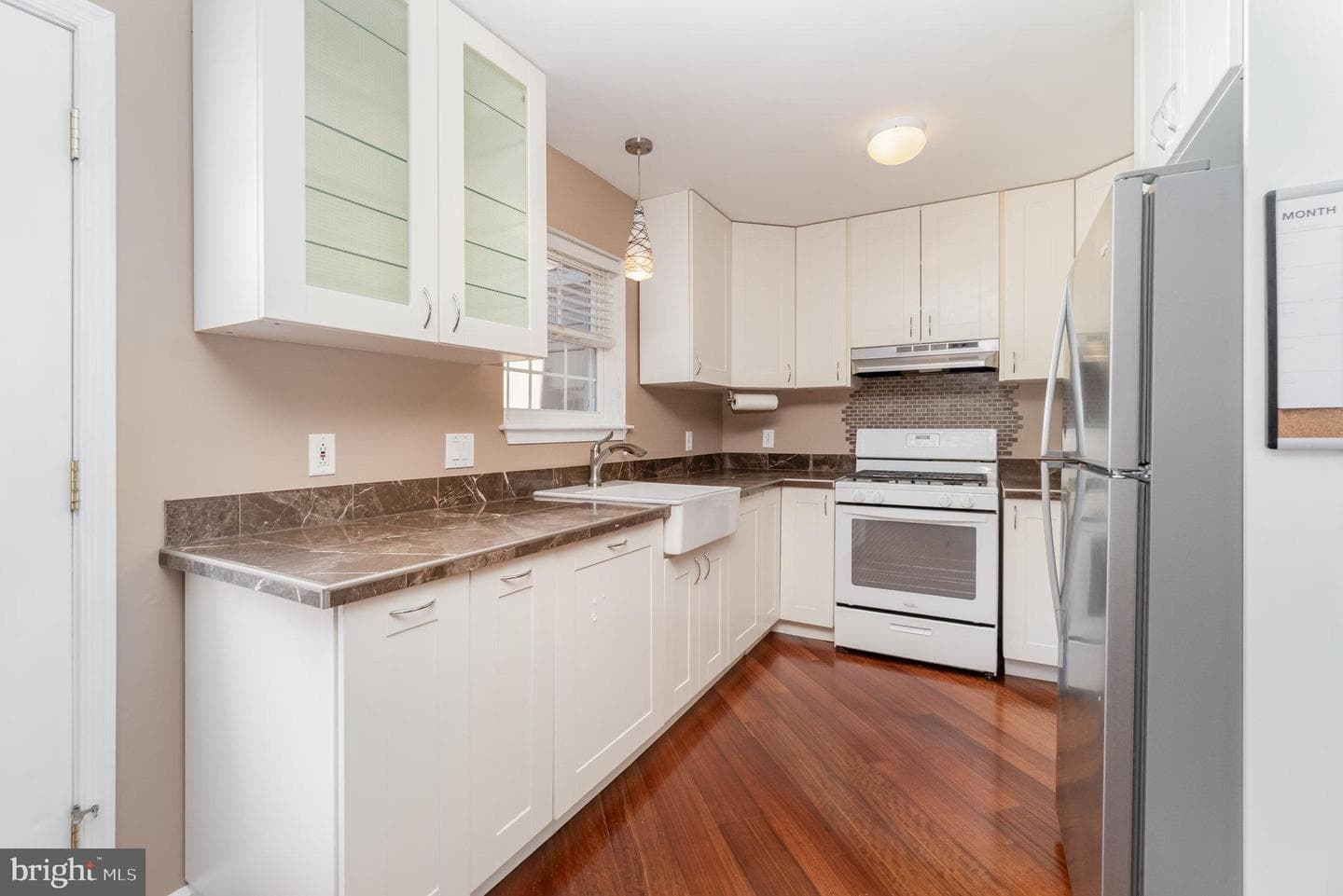 1552 Fairfield Road photo 7