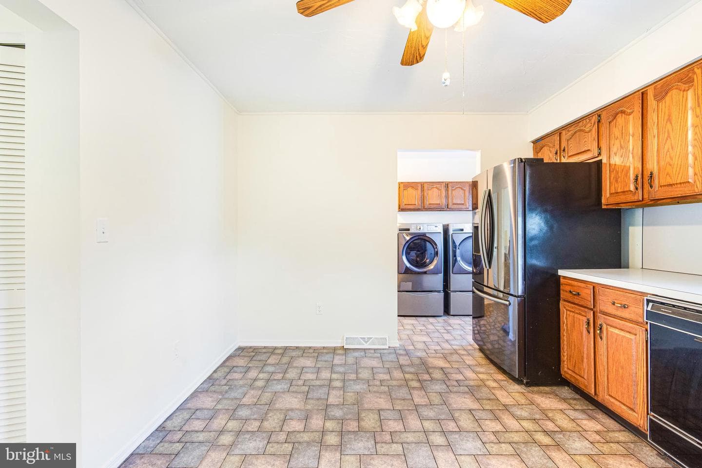 2238 Harney Road photo 16