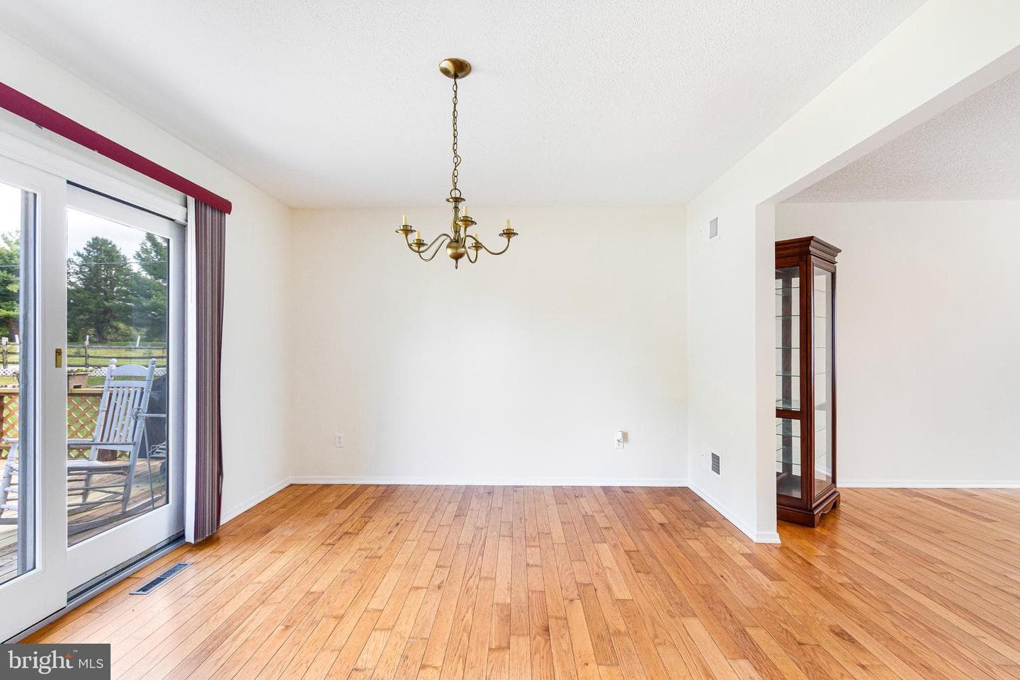 2238 Harney Road photo 18