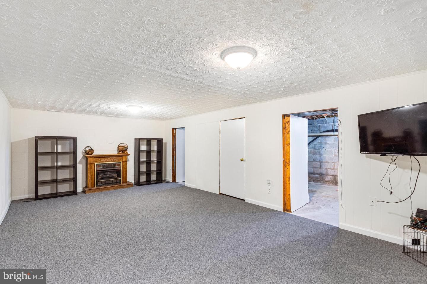 2238 Harney Road photo 38