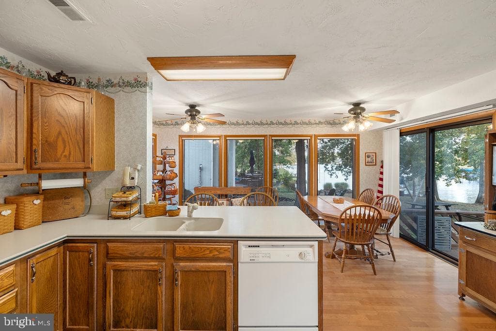 198 Longstreet Drive photo 14