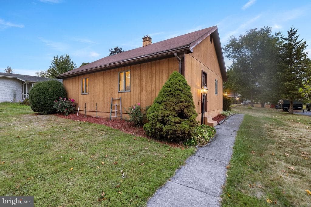 198 Longstreet Drive photo 56