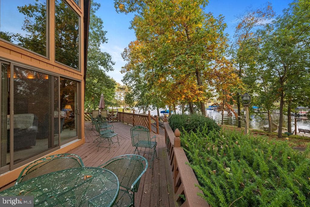 198 Longstreet Drive photo 6