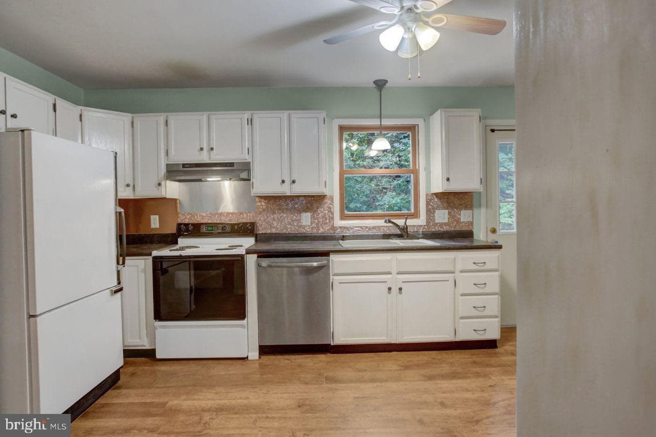 721 Narrows Road photo 10