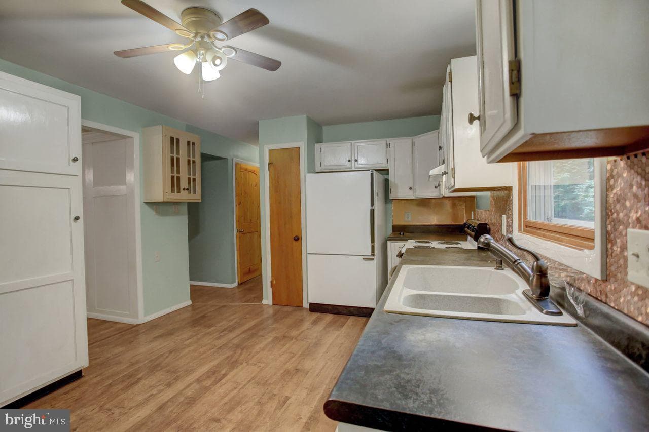 721 Narrows Road photo 12