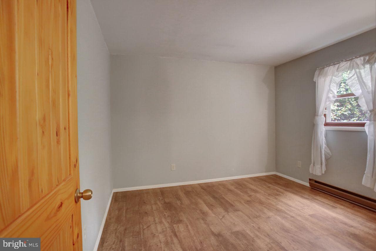 721 Narrows Road photo 20