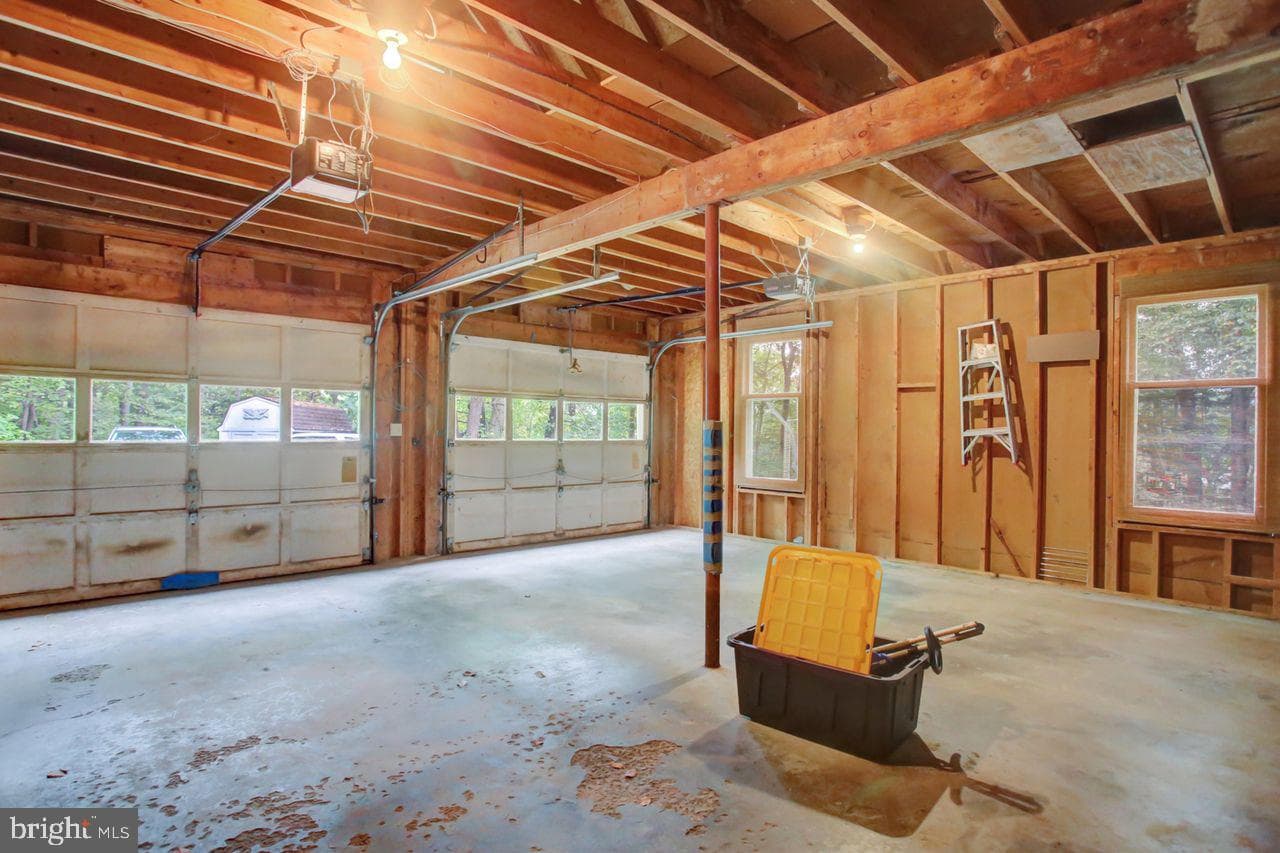 721 Narrows Road photo 35