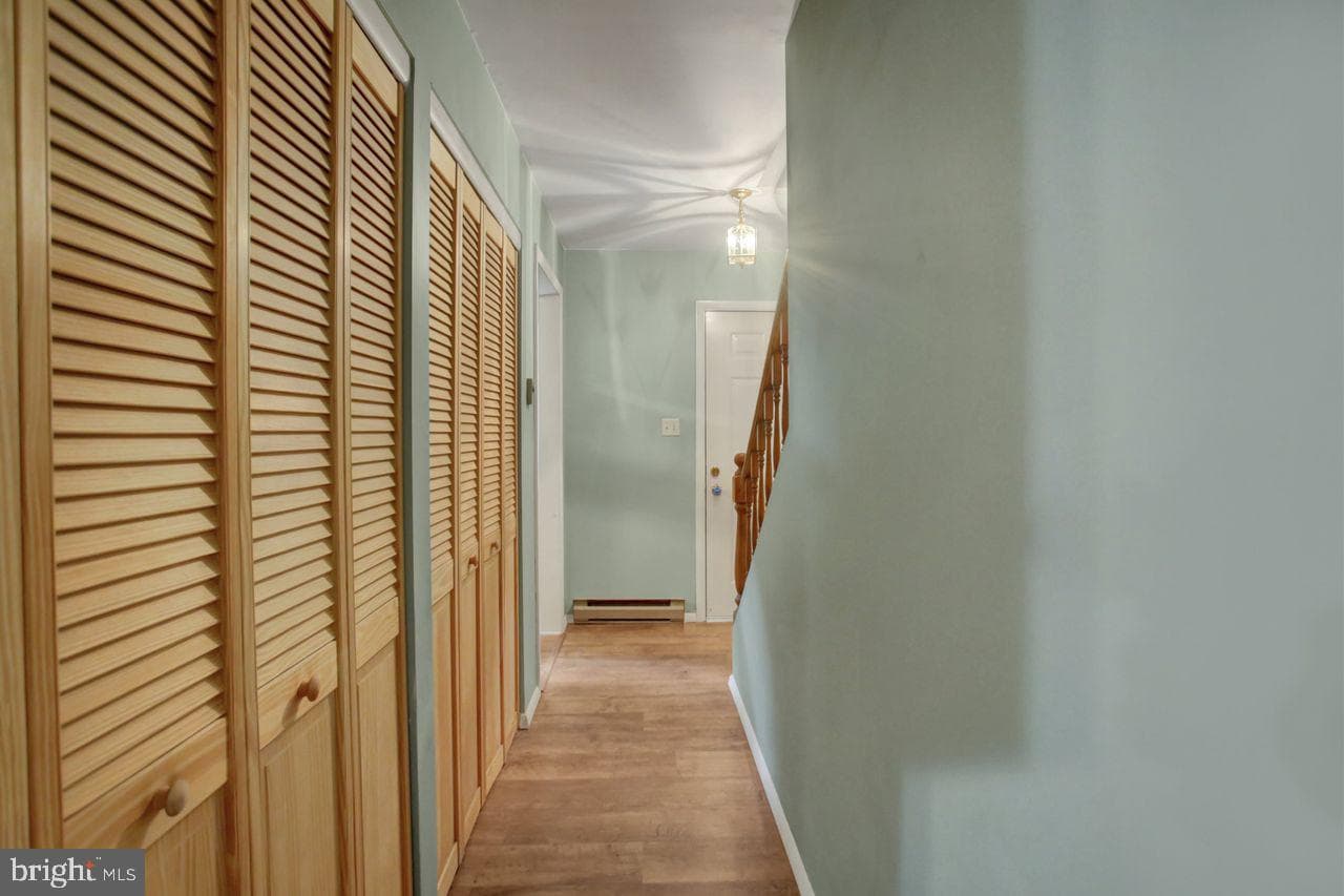 721 Narrows Road photo 6