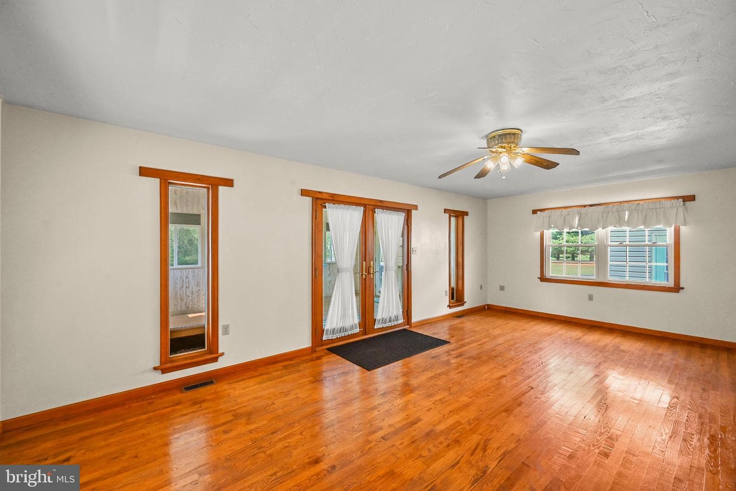 1180 The Spangler Road photo 15