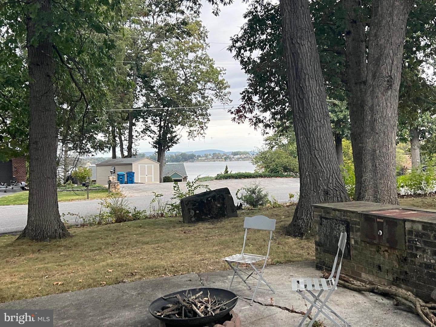 379 Lake Meade Drive photo 10