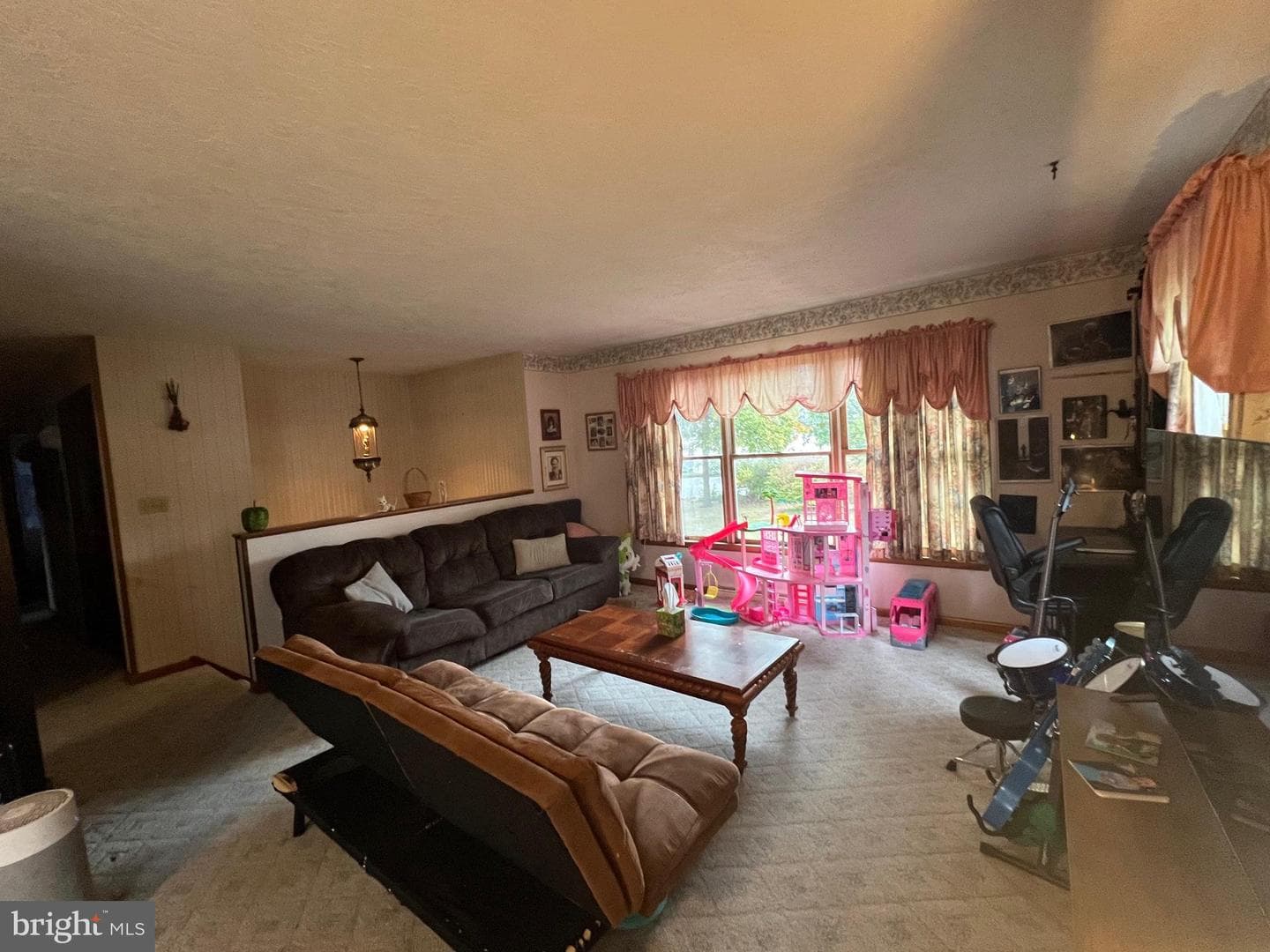 379 Lake Meade Drive photo 12