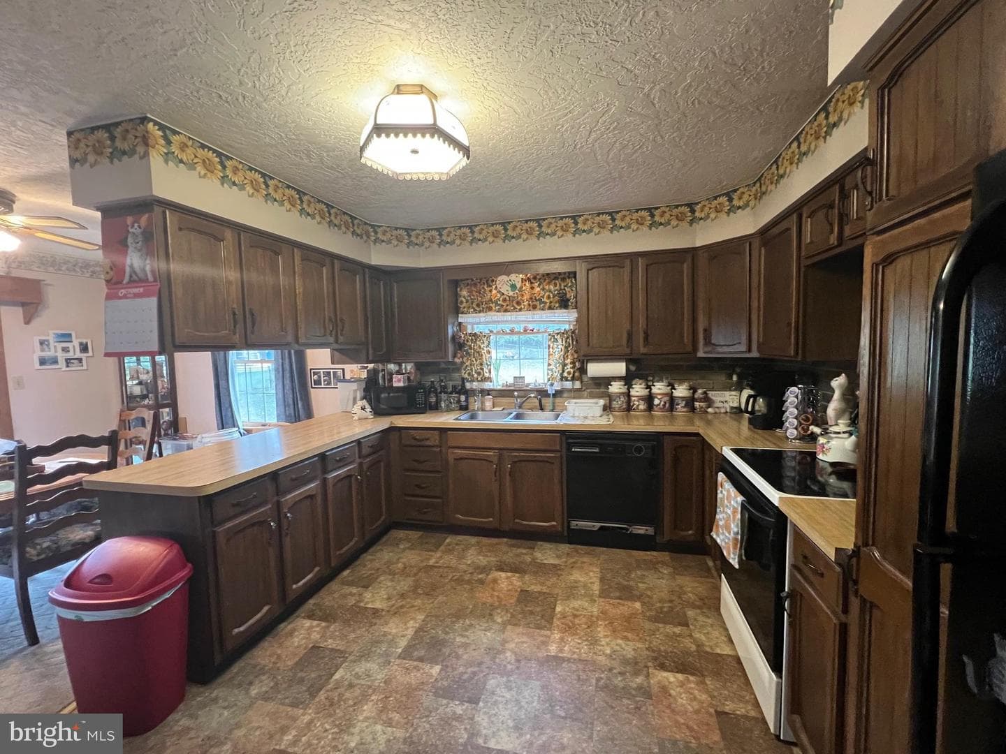 379 Lake Meade Drive photo 17