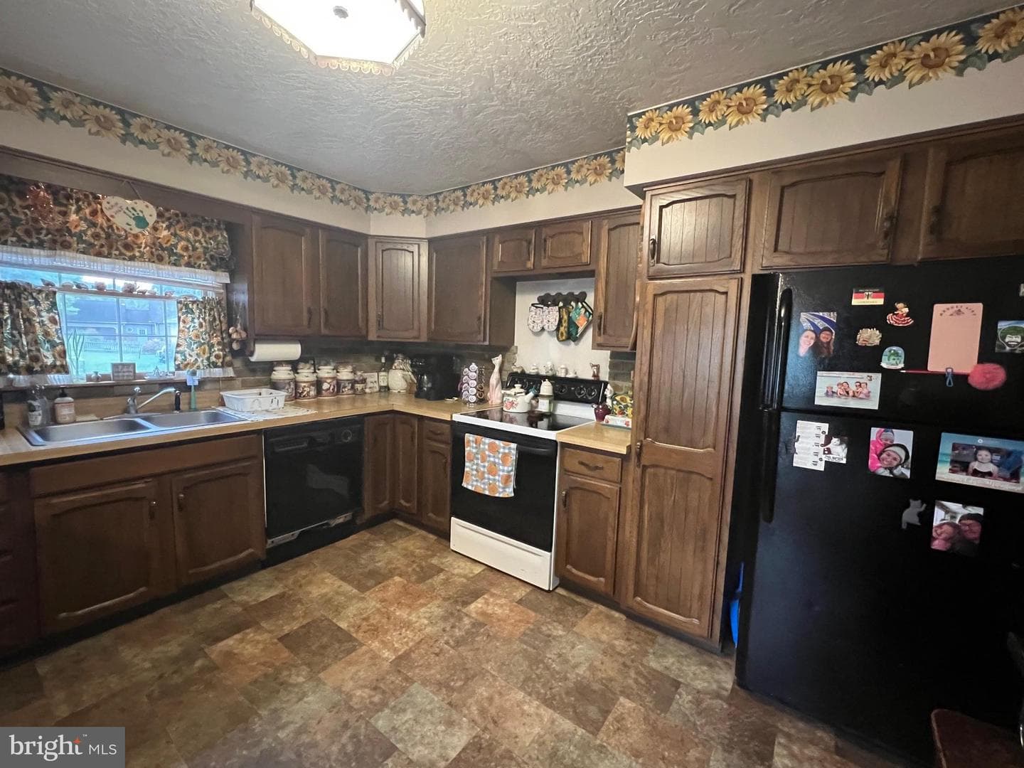 379 Lake Meade Drive photo 18