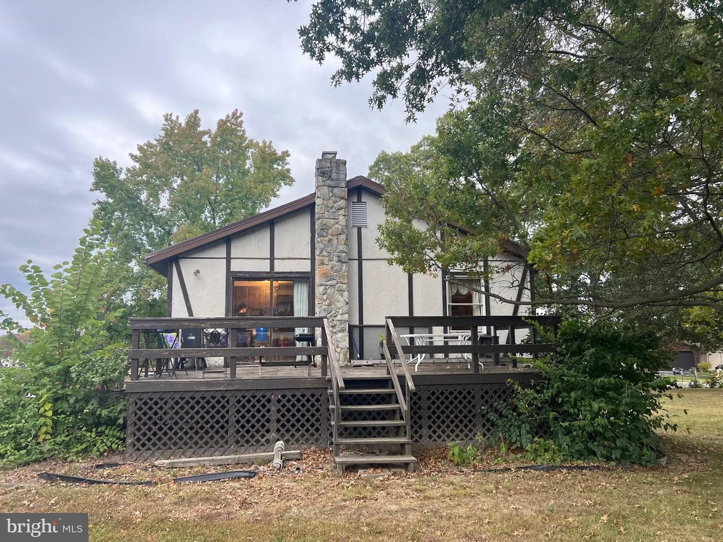 379 Lake Meade Drive photo 3