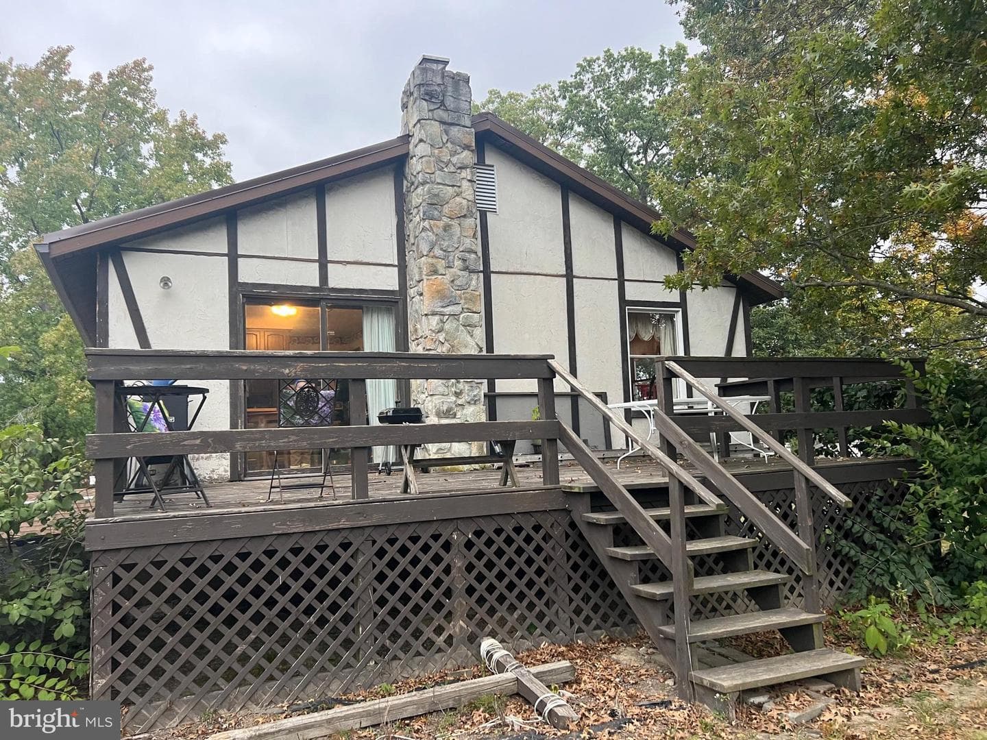 379 Lake Meade Drive photo 4