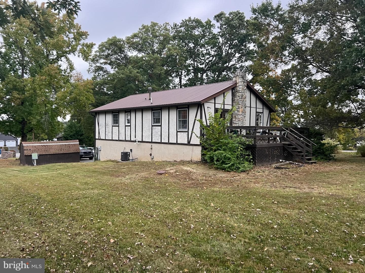 379 Lake Meade Drive photo 5