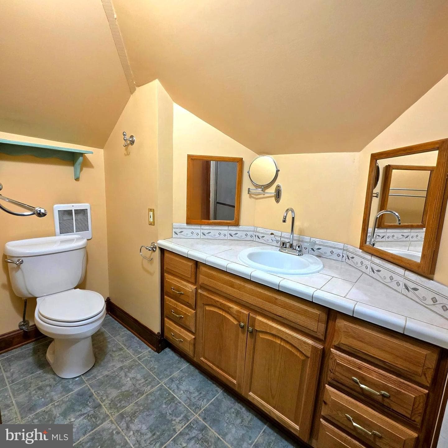 128 North Street photo 40