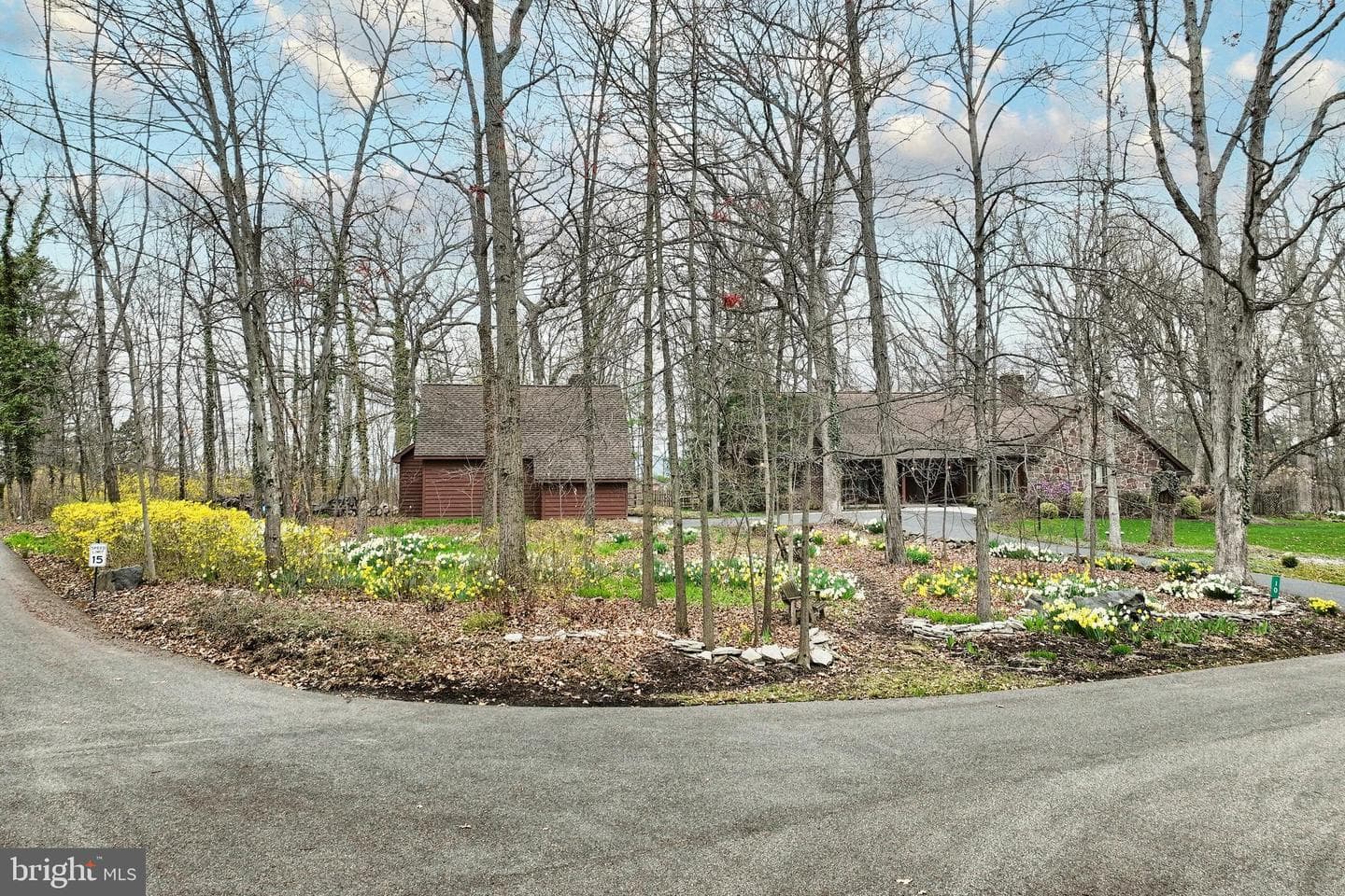 10 White Oak Trail photo 7