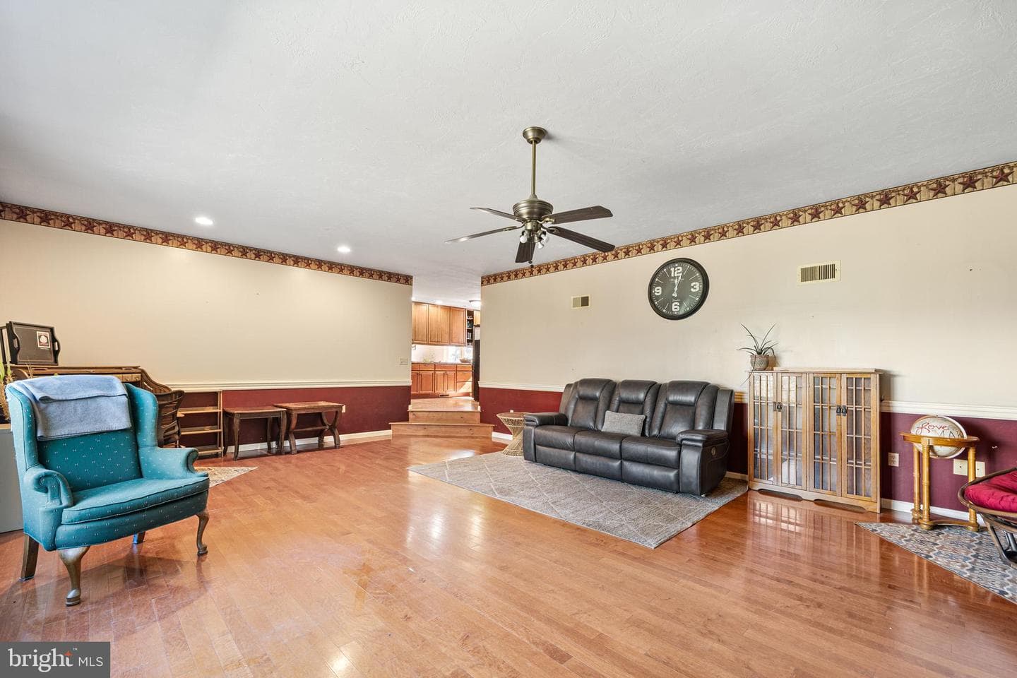 225 Pine Ridge Road photo 5