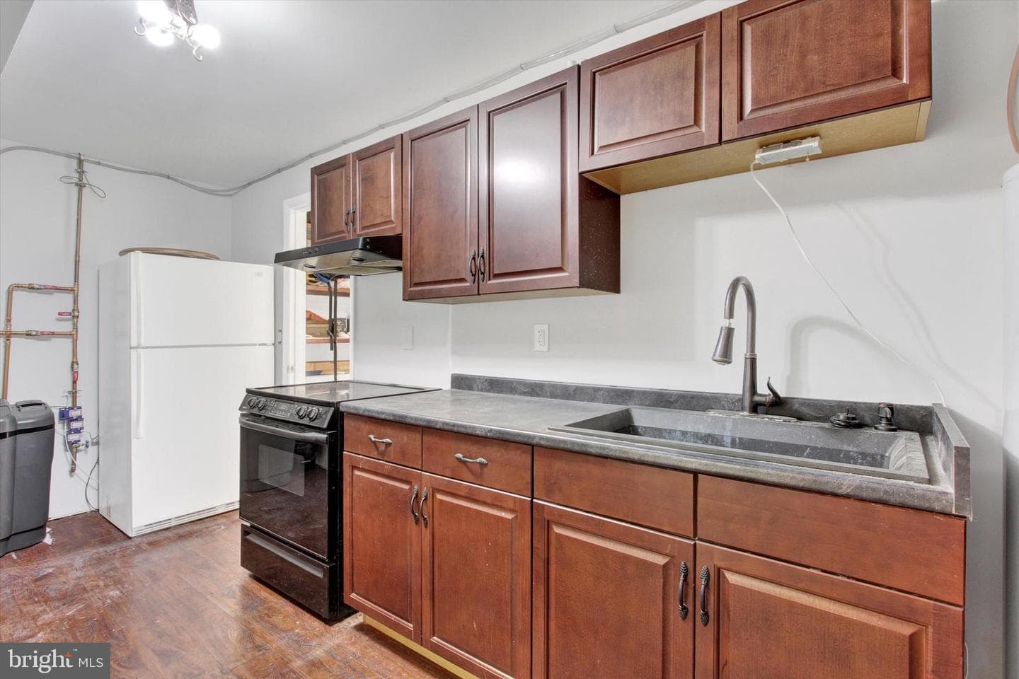400 Lake Meade Drive photo 42