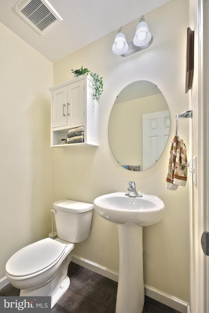 248 Jessica Drive photo 25