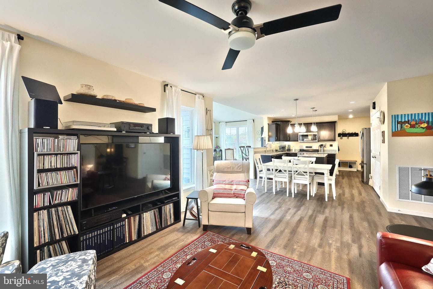 248 Jessica Drive photo 28