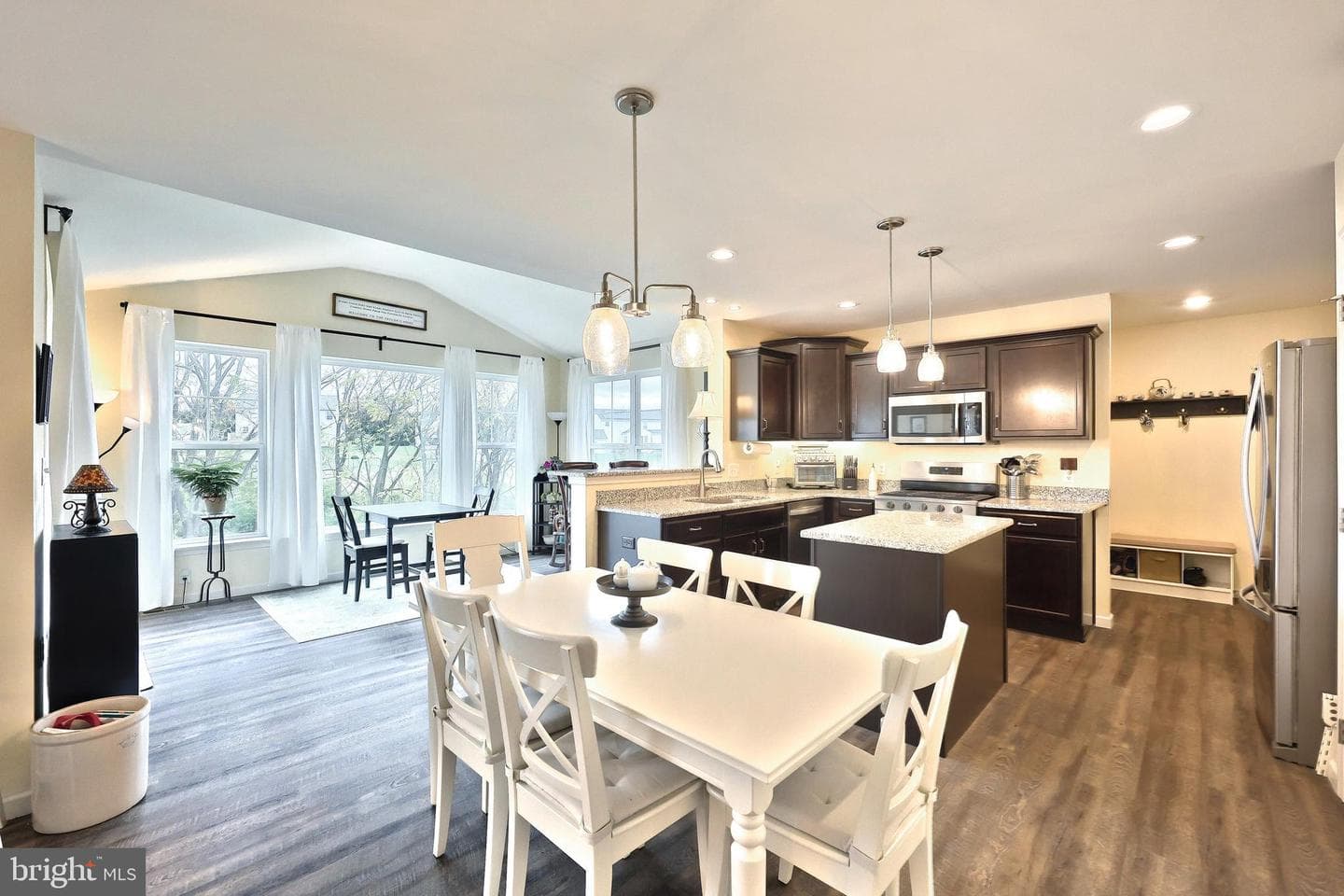 248 Jessica Drive photo 29