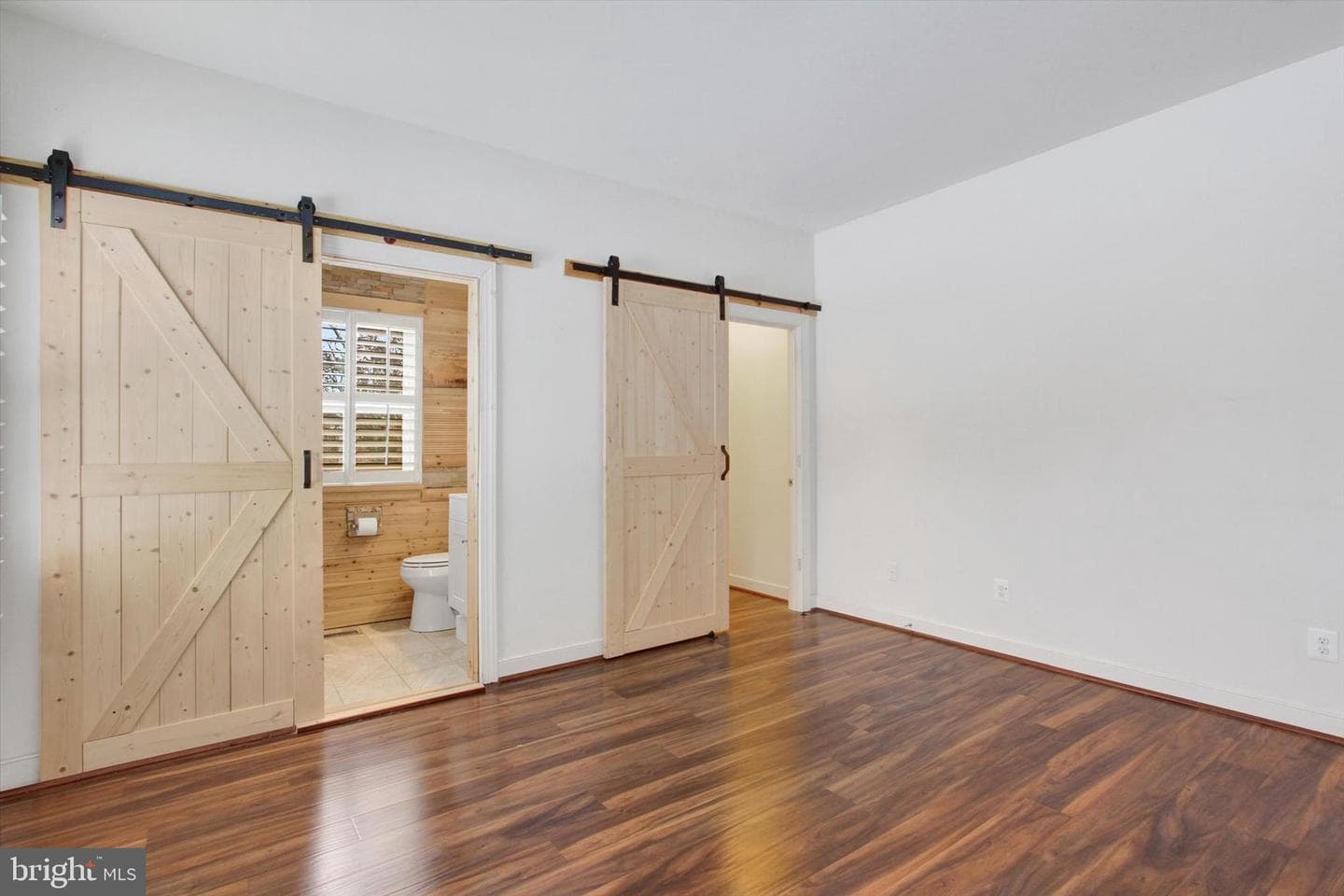 64 Cooper Lane photo 27