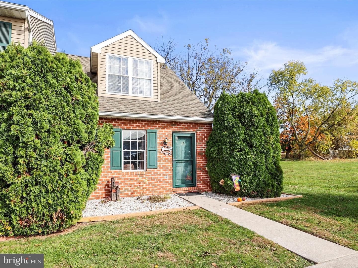 12 Fiddler Drive photo 2