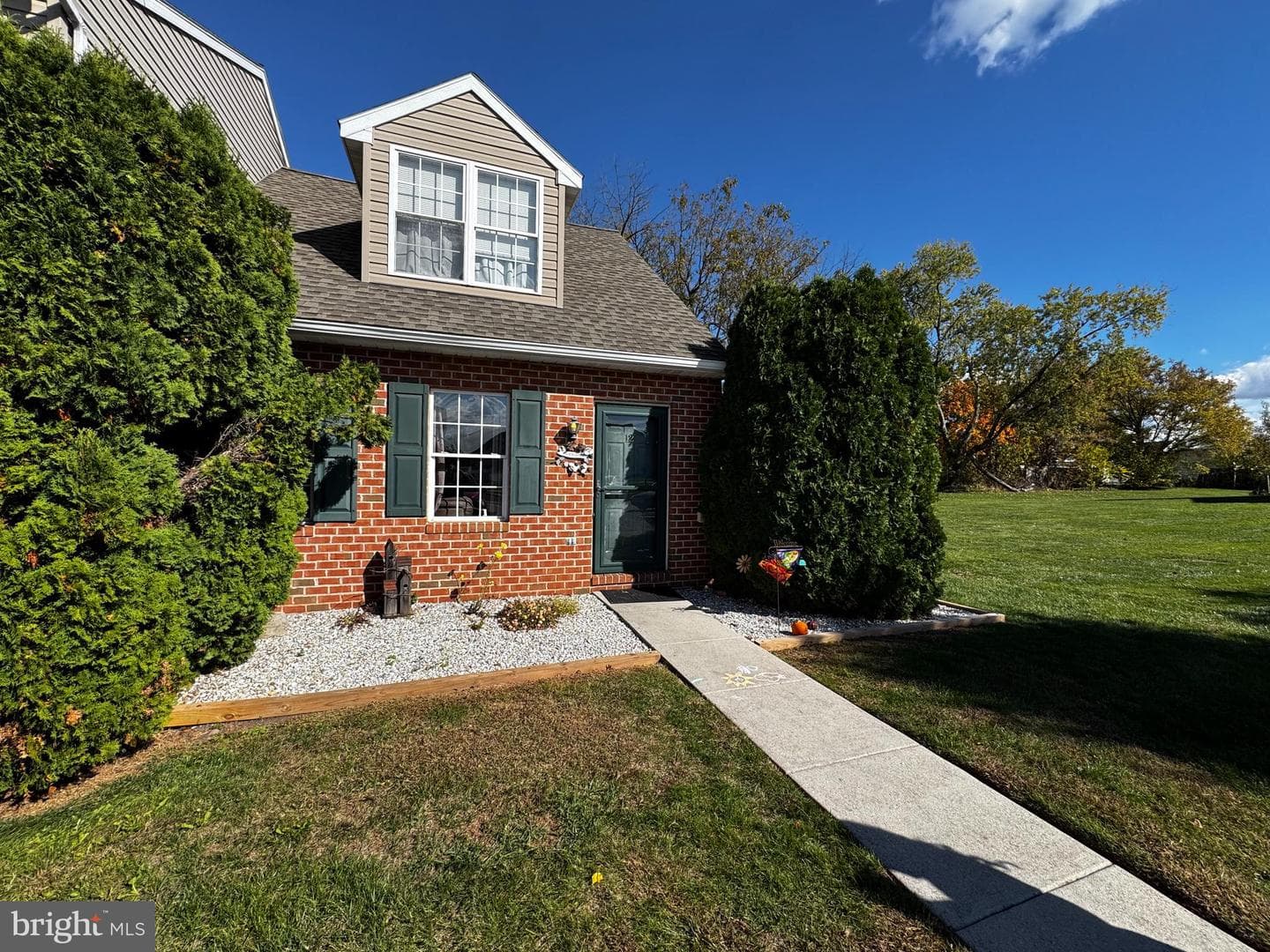12 Fiddler Drive photo 5