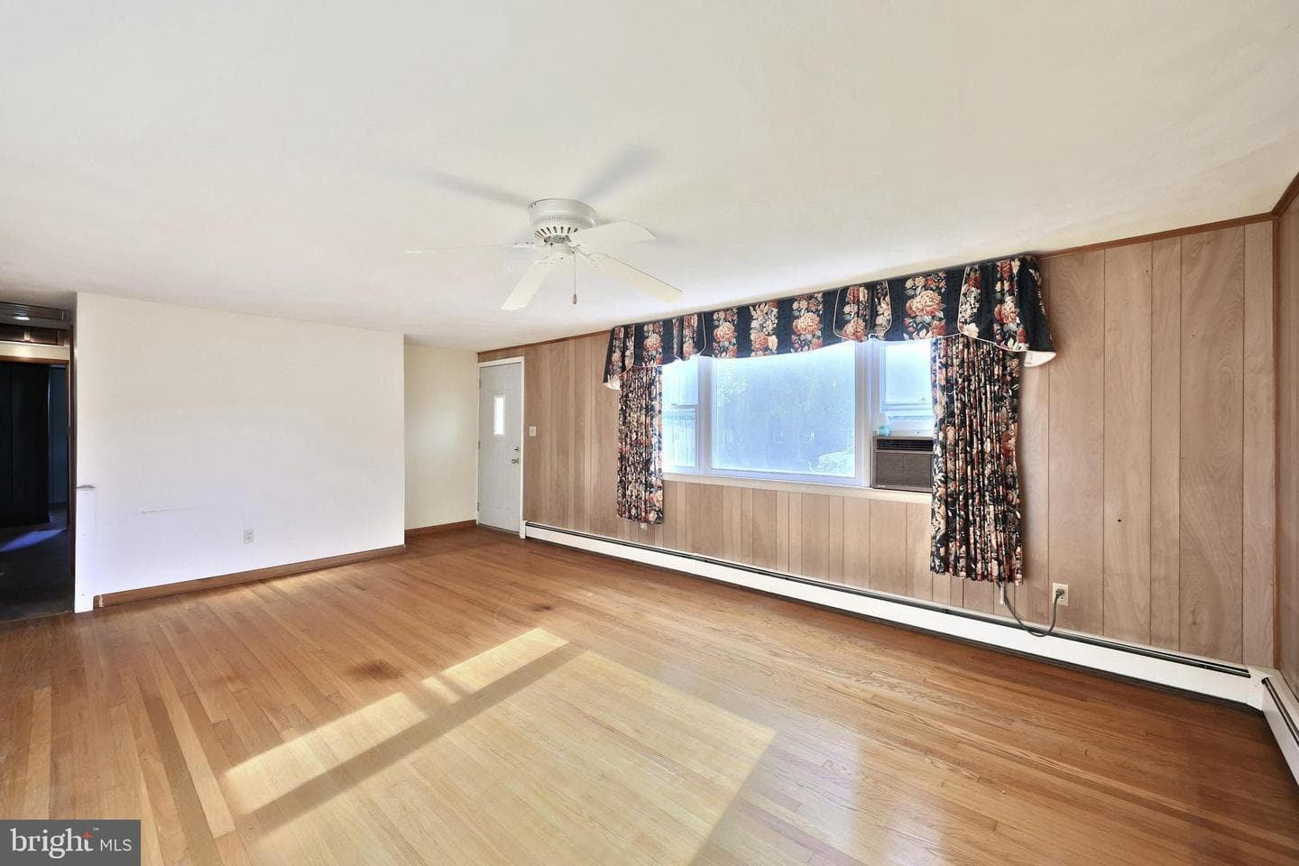 214 Lindy Avenue photo 16