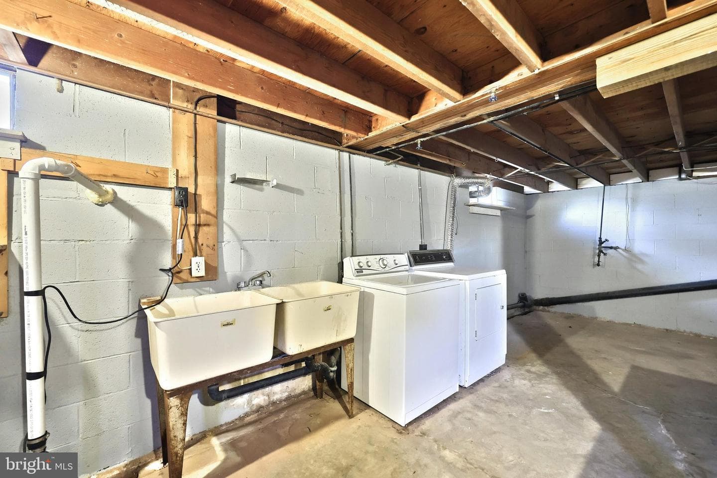 214 Lindy Avenue photo 35