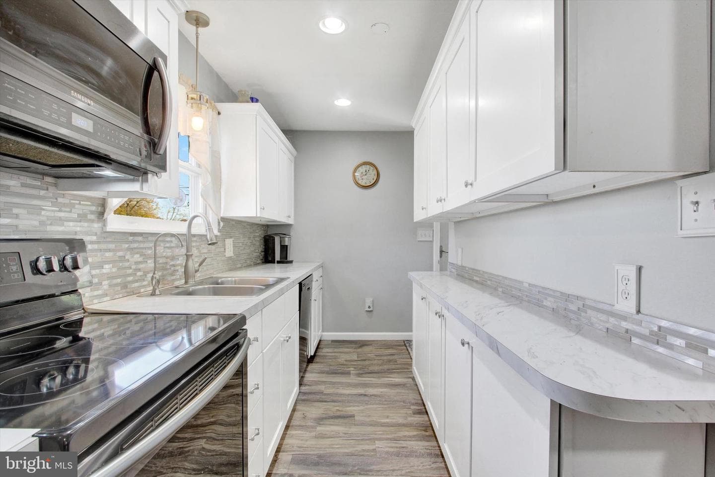 1365 Hanover Road photo 10