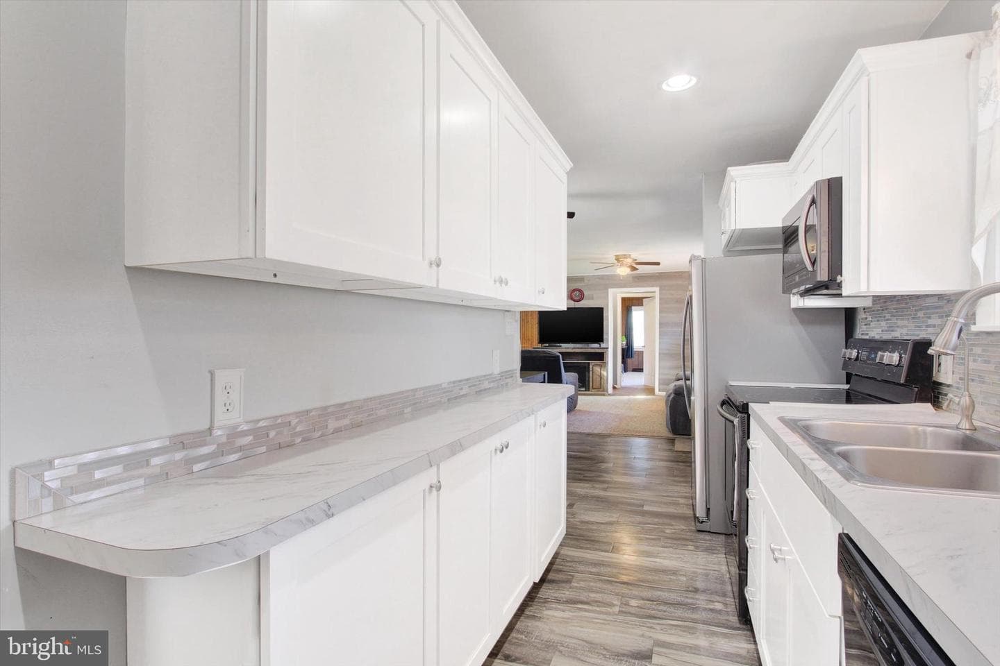 1365 Hanover Road photo 12