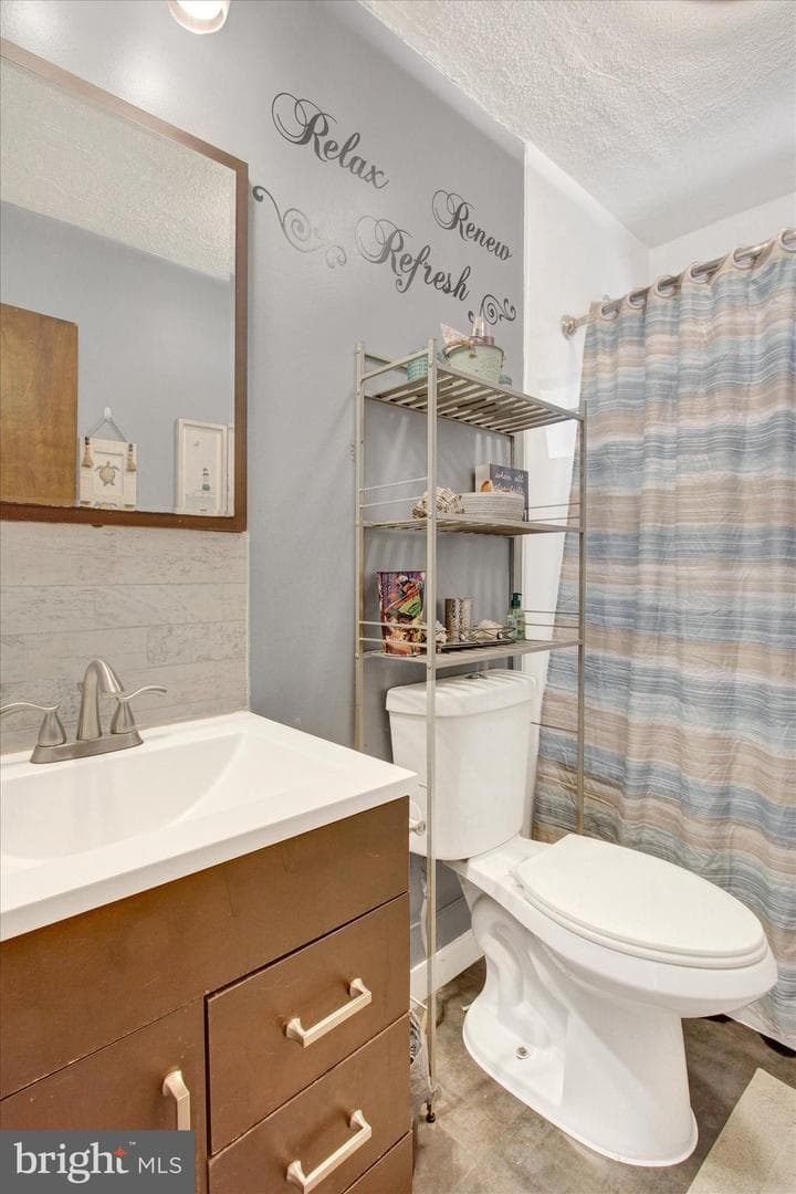1365 Hanover Road photo 19