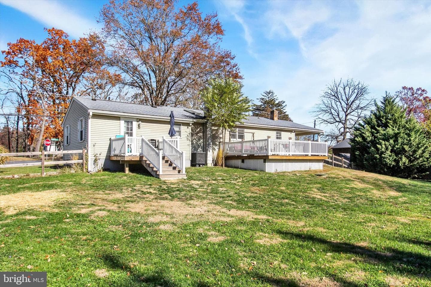 1365 Hanover Road photo 25