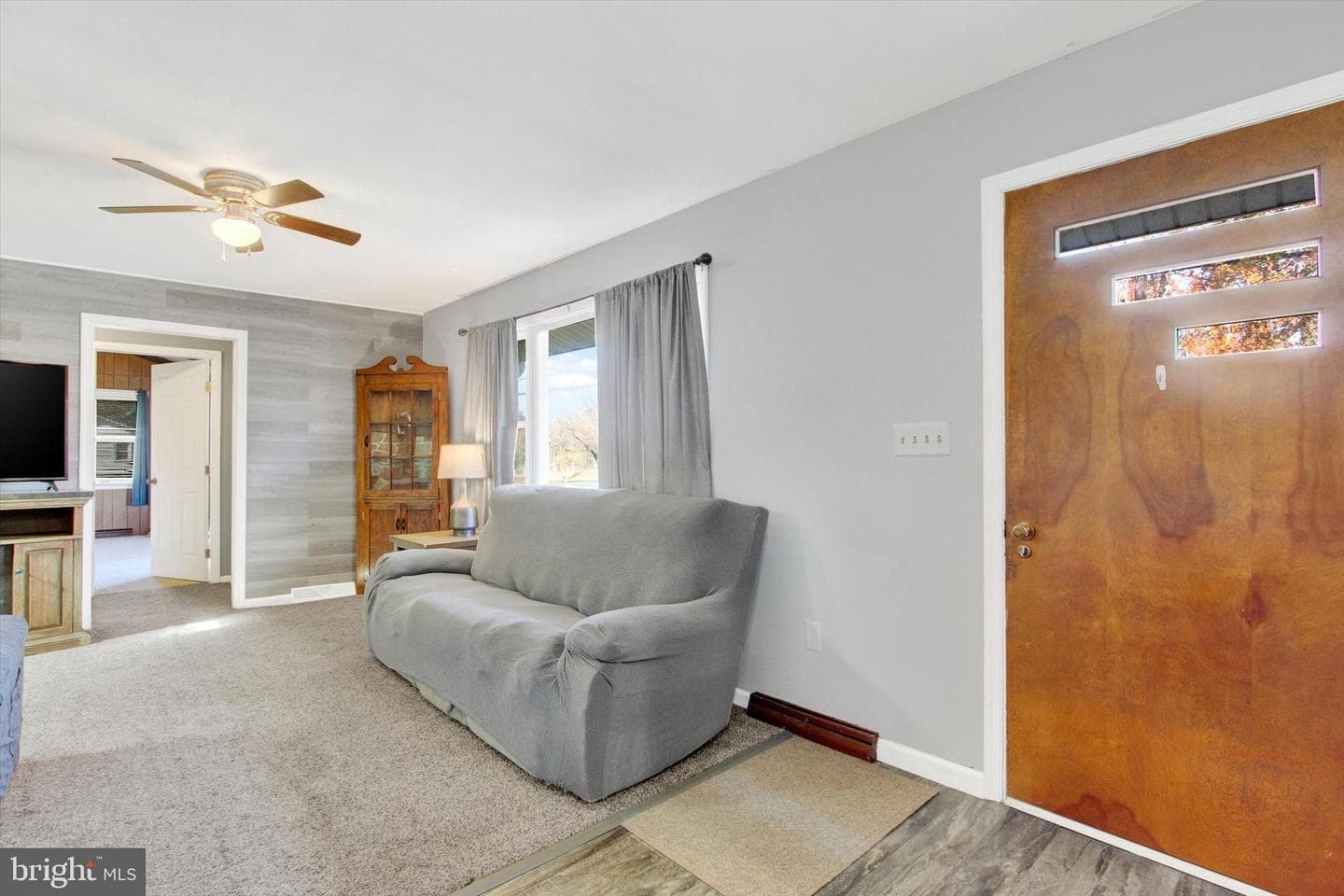 1365 Hanover Road photo 3