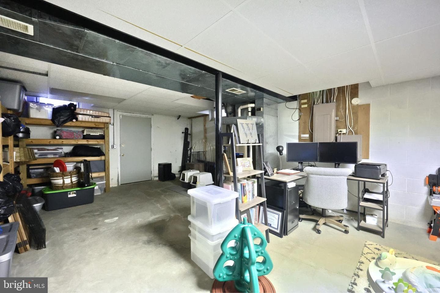 737 Poplar Street photo 44