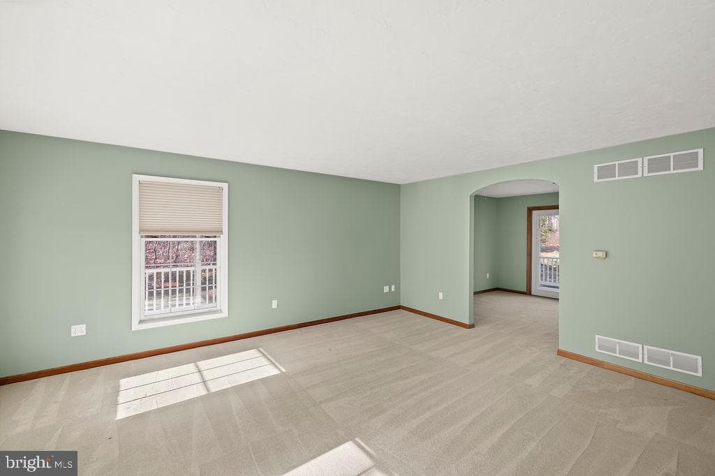 105 Round Top Lane photo 11