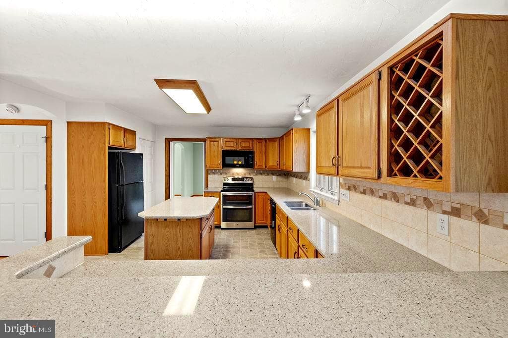 105 Round Top Lane photo 17