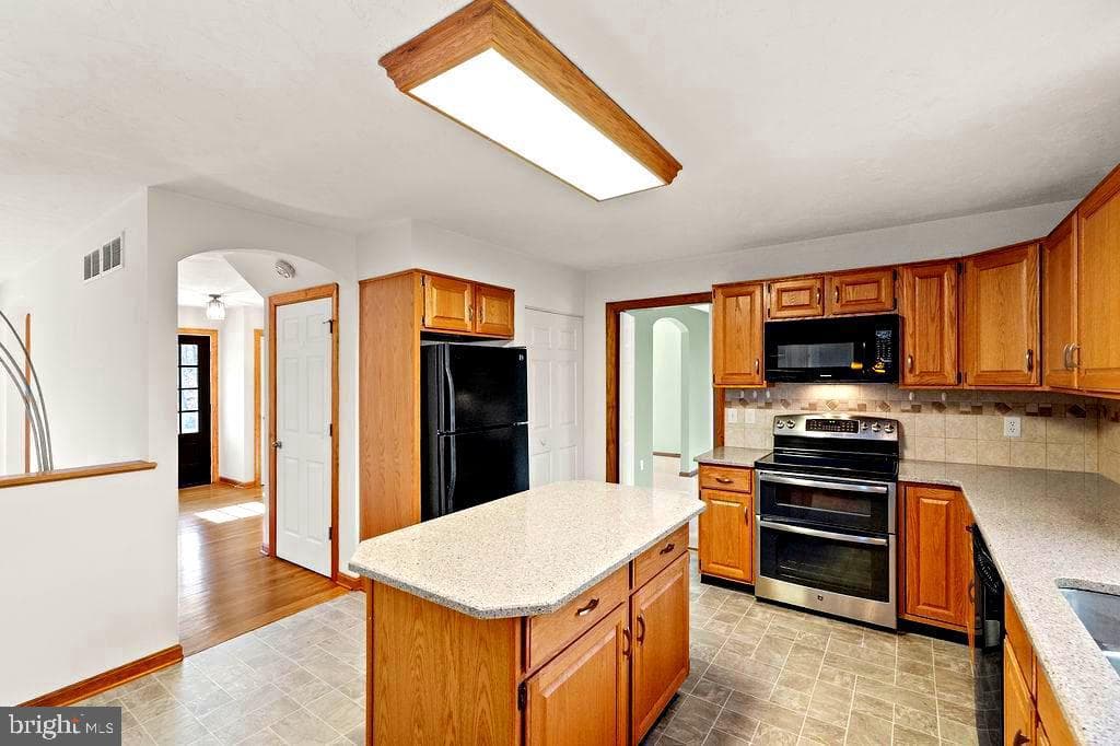 105 Round Top Lane photo 20