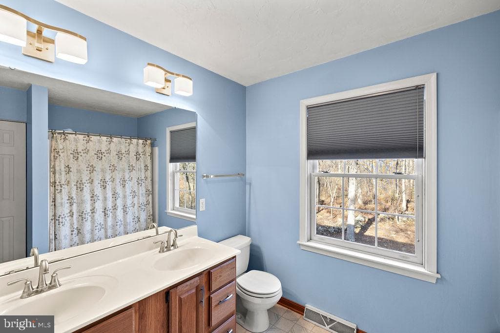 105 Round Top Lane photo 34