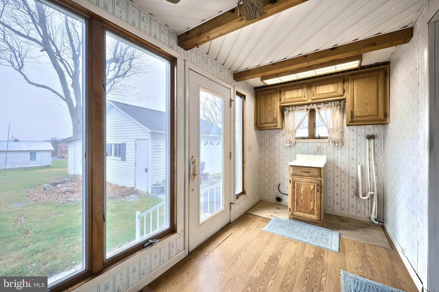 152 W York Street photo 19