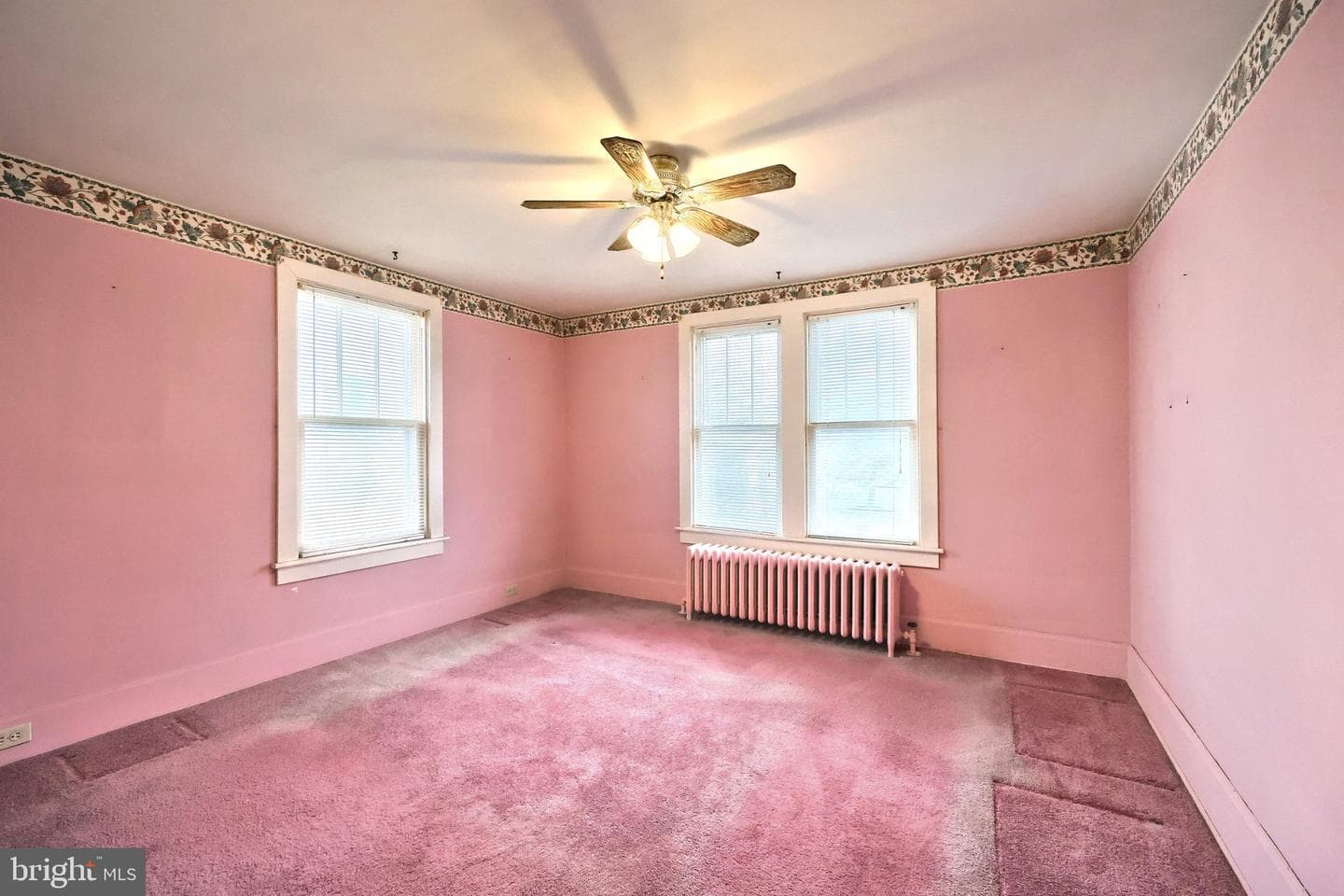 152 W York Street photo 24
