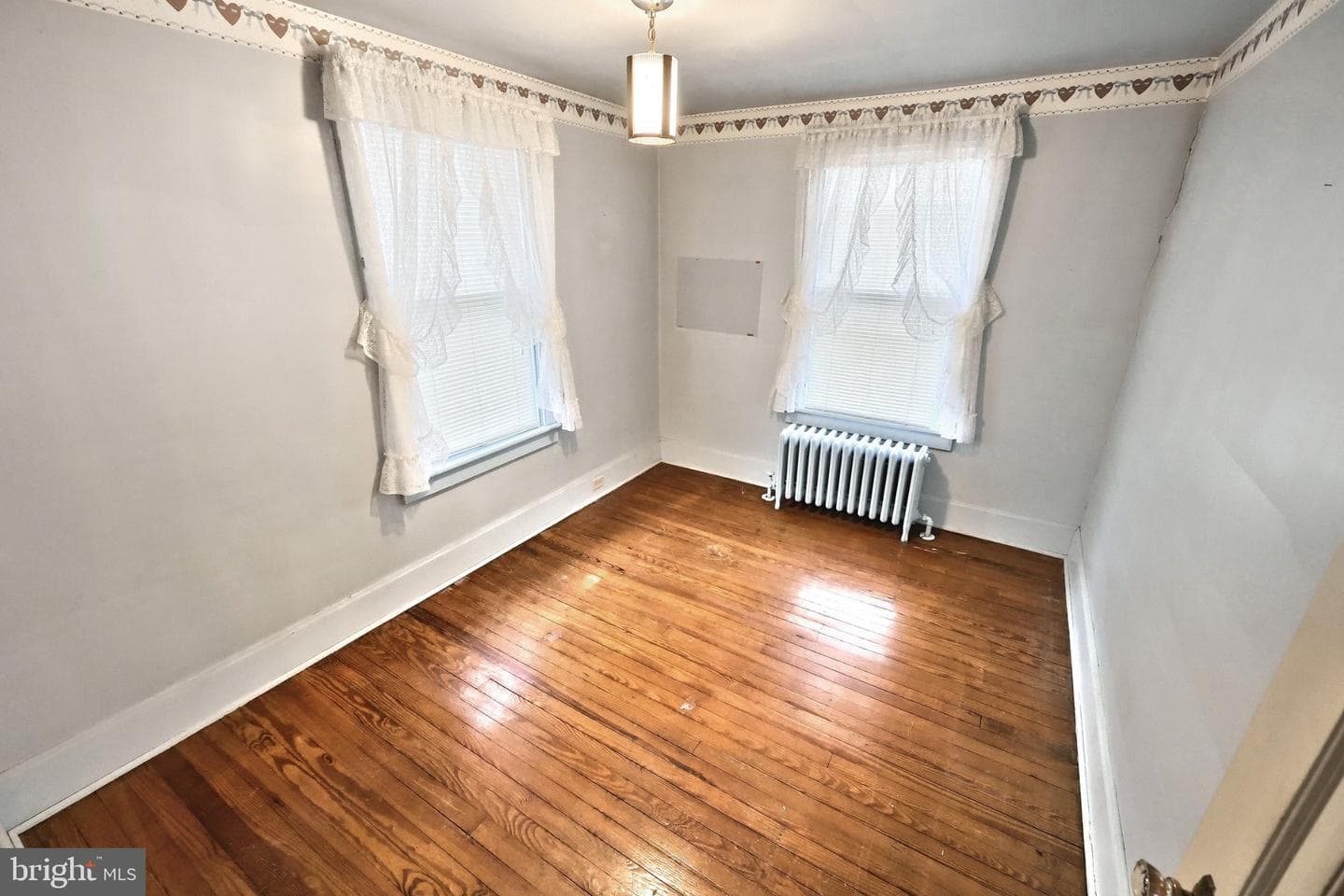 152 W York Street photo 31