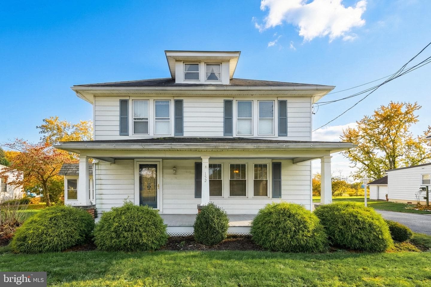 152 W York Street photo 48
