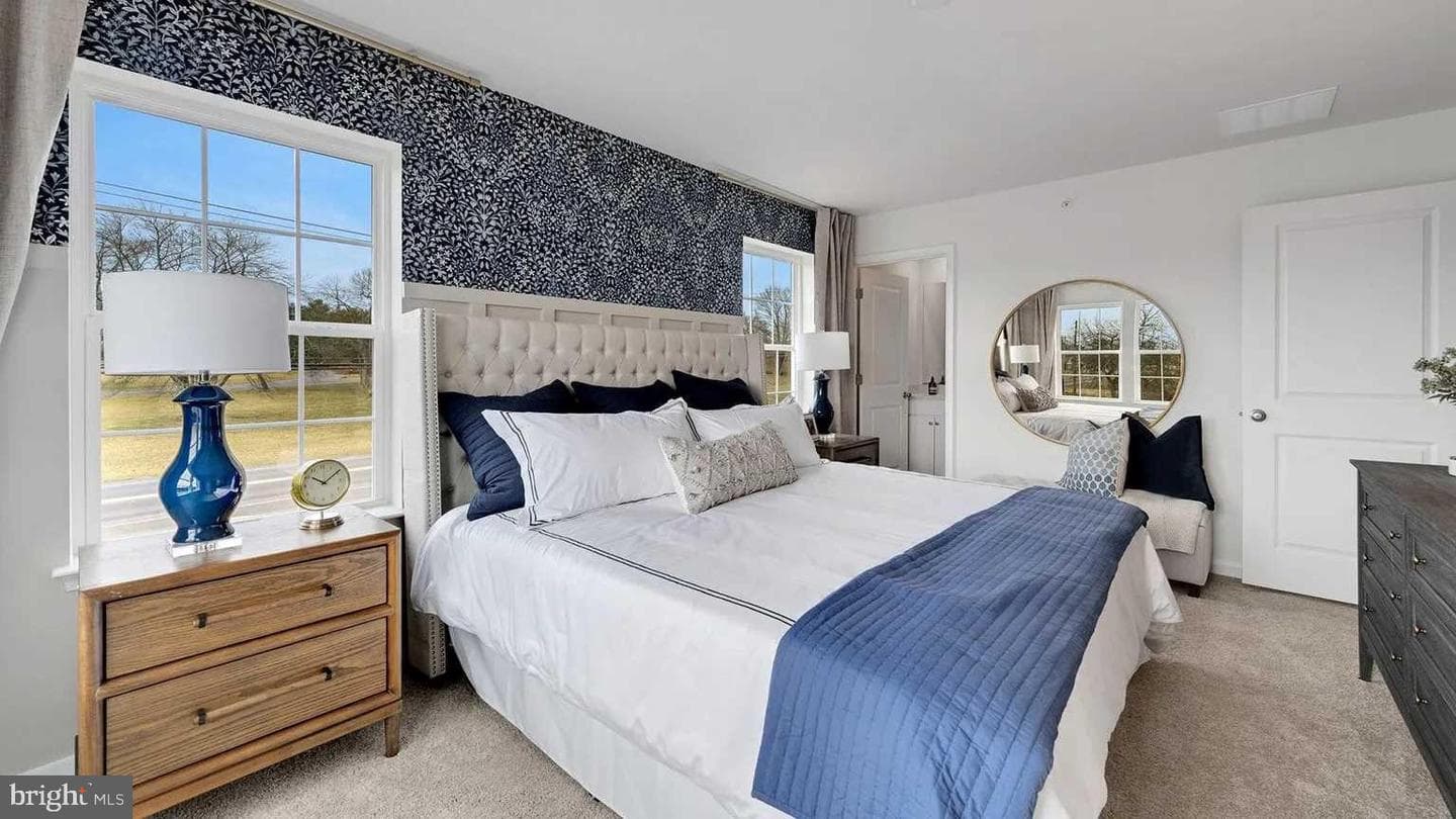 53 Windsor Court photo 8
