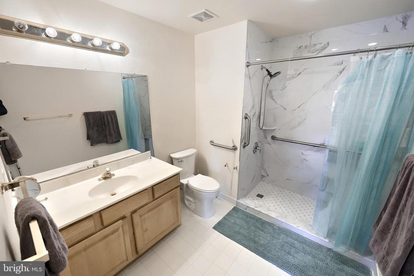 1 Hickory Lane photo 22